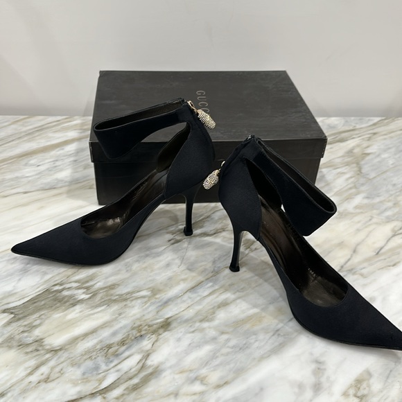 GUCCI SATIN BLACK PUMPS 36 1/2 6.5 - Picture 4 of 8